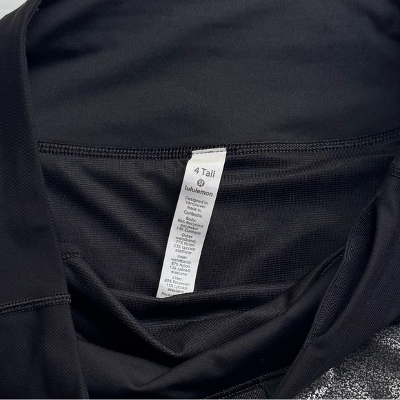 Lululemon Speed Up Short  Luminosity Foil Print Black Silver Black Size 4 - Picture 3 of 8
